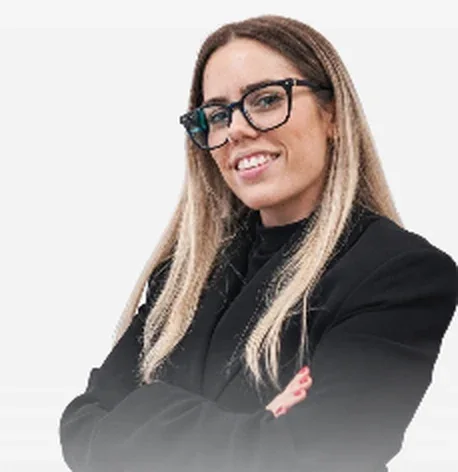 Anabel L.