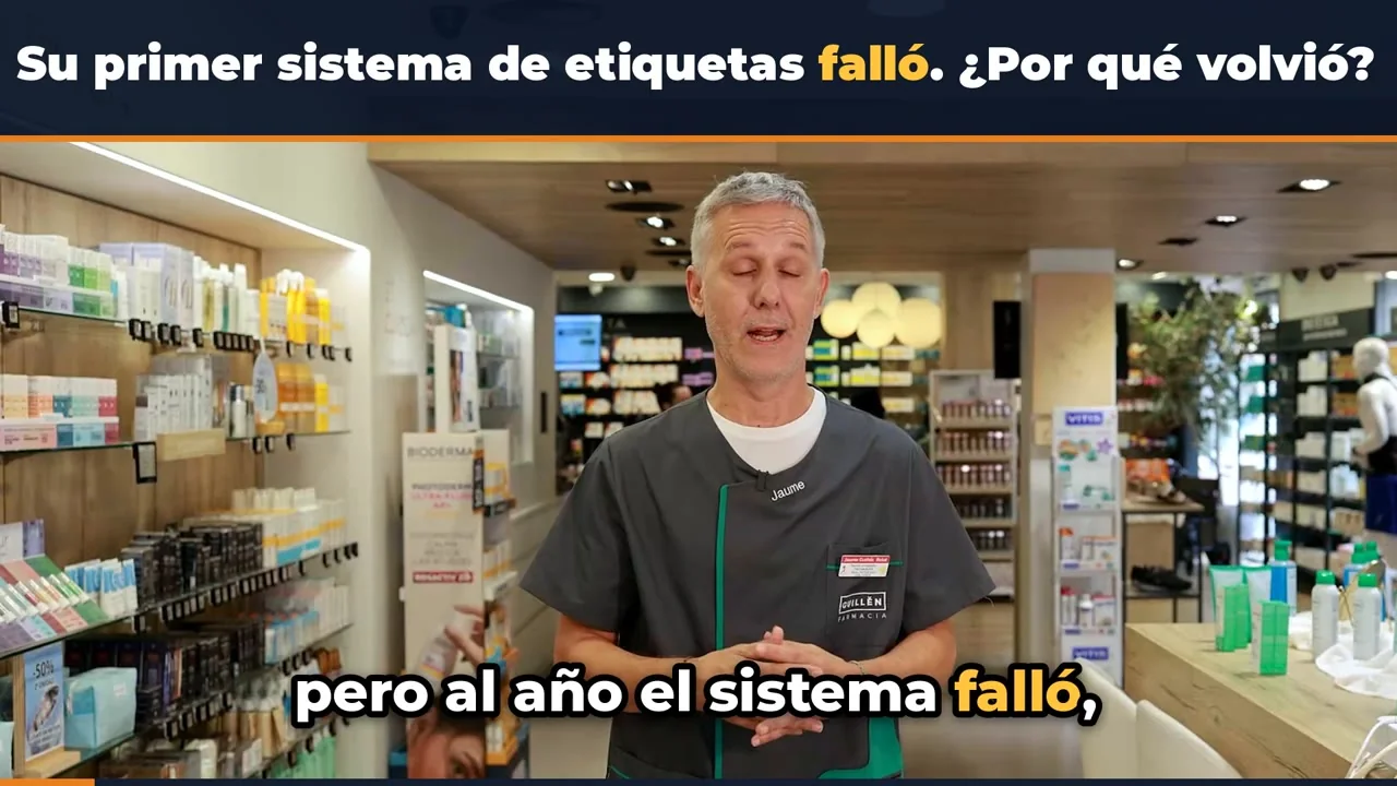 Jaume Guillén a la seva farmàcia
